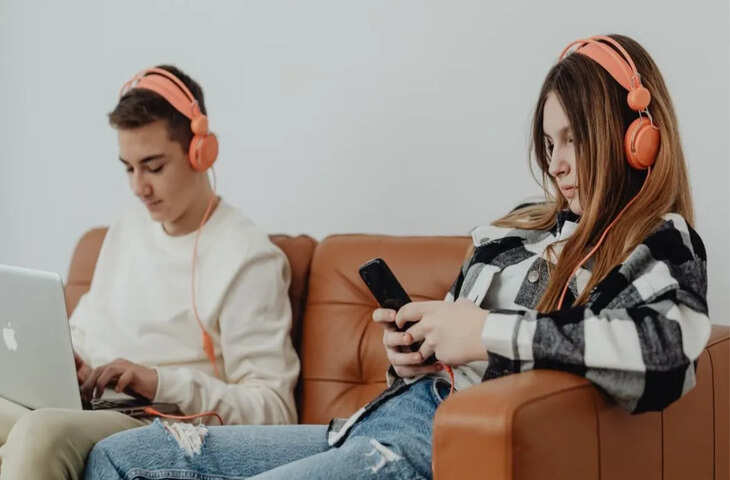 &lsquo;अमीर भारतीय पैरेंट्स Gen Z बच्चों को आलसी और बेरोजगार बना रहे&rsquo;, सोशल मीडिया पोस्ट पर छिड़ी बहस