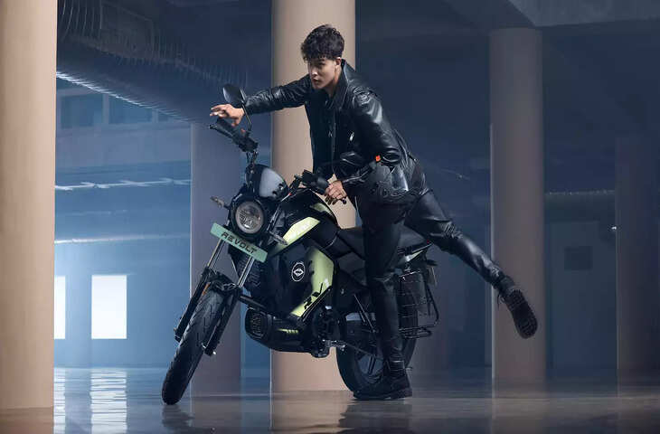 मार्केट में लॉन्च हुई 1 लाख से भी कम कीमत वाली Revolt&nbsp;RV1 बाइक, जानिए इस नई&nbsp;इलेक्ट्रिक बाइक में क्या कुछ है खास&nbsp;