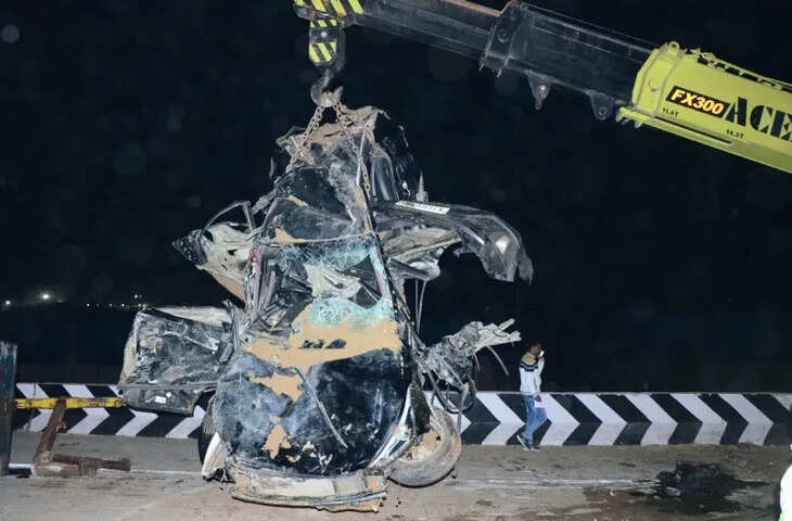 जयपुर-कोटा हाईवे पर भीषण हादसा, कार सवार चार लोगों की मौत, एक गंभीर घायल