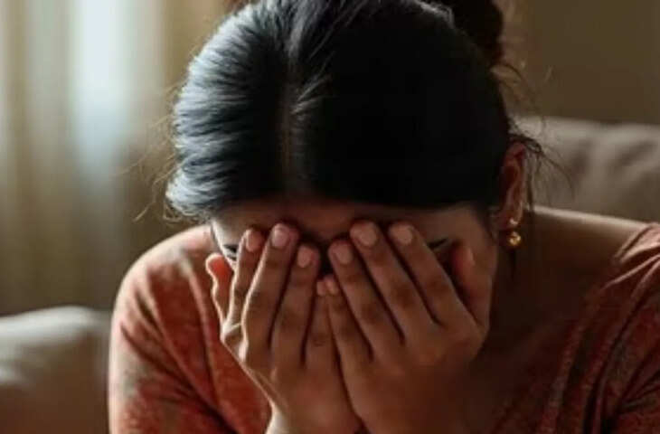 अलीगढ़ में अधिशासी अभियंता पर FIR, चपरासी की पत्नी को रात में आवास पर बुलाने का आरोप