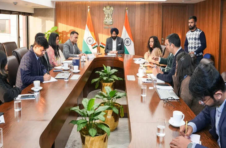 दिल्ली में फिर शुरू होगी राइड-शेयरिंग, मंत्री सिरसा का ऐलान