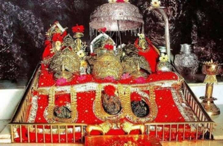 New Year 2026: वैष्णो देवी दर्शन के लिए IRCTC का शानदार पैकेज, बुकिंग से पहले जानें पूरी डिटेल​​​​​​​