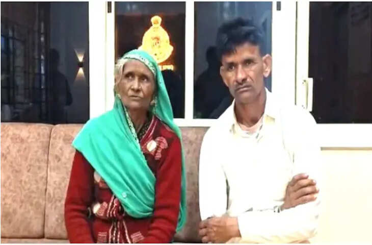 नागौर का वो &lsquo;चपरासी&rsquo;, जिसकी एक जिद ने 22 साल बाद मां से मिलवाया; राजस्थान की वोटर लिस्ट बनी क्लाइमेक्स