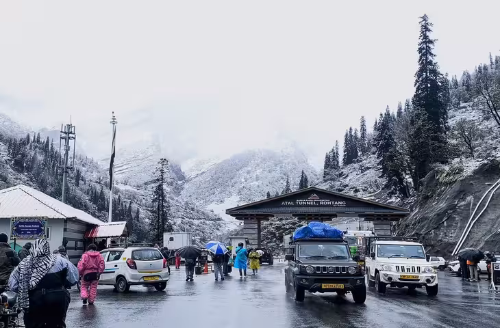 हिमाचल से 8 दिन की देरी से विदा हुआ मॉनसून, बारिश से जुड़े हादसों में 380 मौतें; 3400 करोड़ का नुकसान