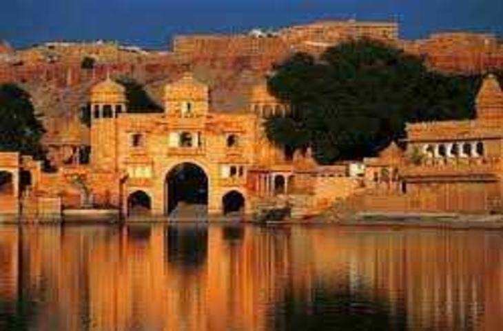 अगर आप भी है ऐतिहासिक चीजों को देखने के शौक़ीन, तो घूमने के लिए जाए राजस्थान की इन जगहों पर