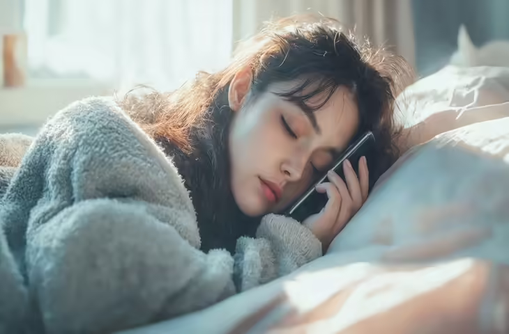 आपकी नींद में भी चुपचाप डाटा शेयर कर रहा आपका स्मार्टफोन ? जानिए कैसे लगाए इसपर रोक&nbsp;