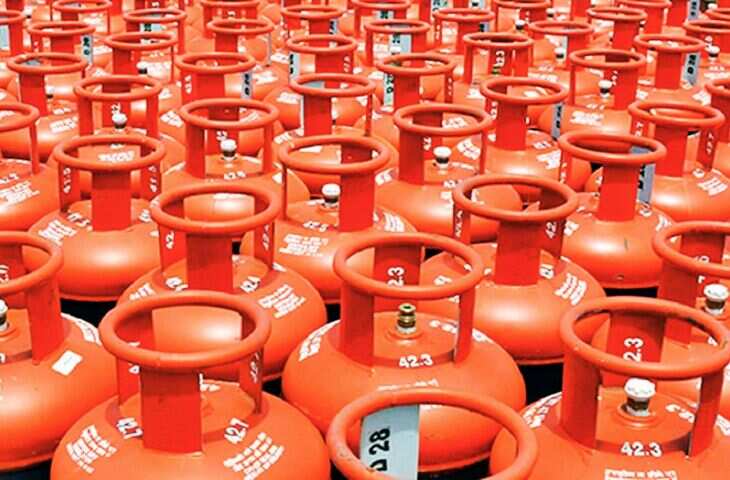 LPG Cylinder Price Today: आज कितने का मिलेगा 14.2 किलो वाला गैस सिलेंडर? जानें दिल्ली, मुंबई, जयपुर समेत बड़े शहरों का ताजा रेट​​​​​​​