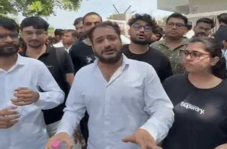 जयपुर में BJP विधायक गोपाल शर्मा की अचानक बिगड़ी तबीयत, वीडियो में जाने अस्पताल से छुट्टी; UDH मंत्री झाबर सिंह खर्रा SMS में भर्ती
