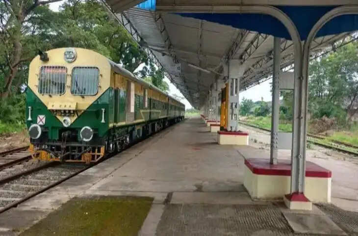 ये है भारत की सबसे छोटी ट्रेन, जो 9 किलोमीटर पहुंचने में लगाती है इतना समय