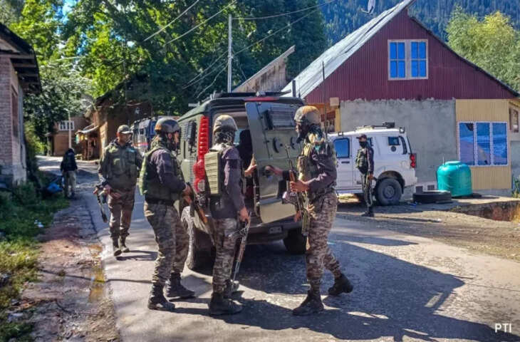 Samba अनंतनाग में गोलीबारी ख़त्म; मारे गए 2 आतंकियों में लश्कर कमांडर उजैर खान भी शामिल है