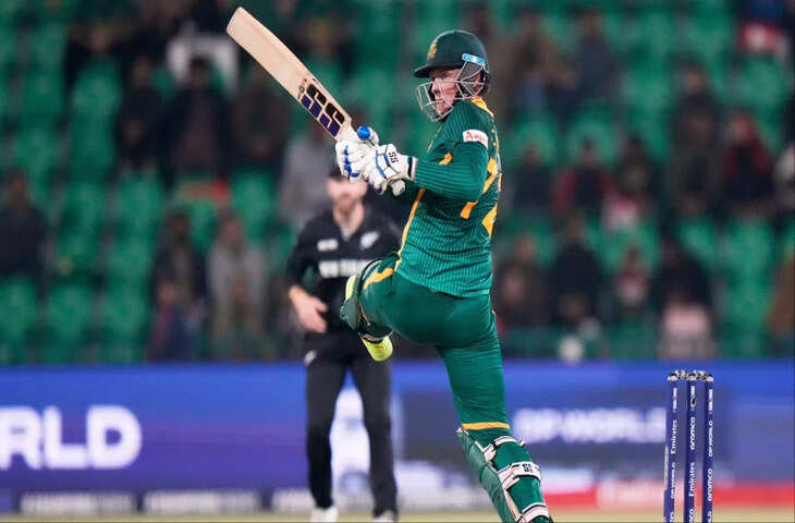 IPL 2026 के बीच बड़ा झटका, सेंट्रल कॉन्ट्रैक्ट से बाहर होते ही खिलाड़ी ने इंटरनेशनल क्रिकेट को कहा अलविदा