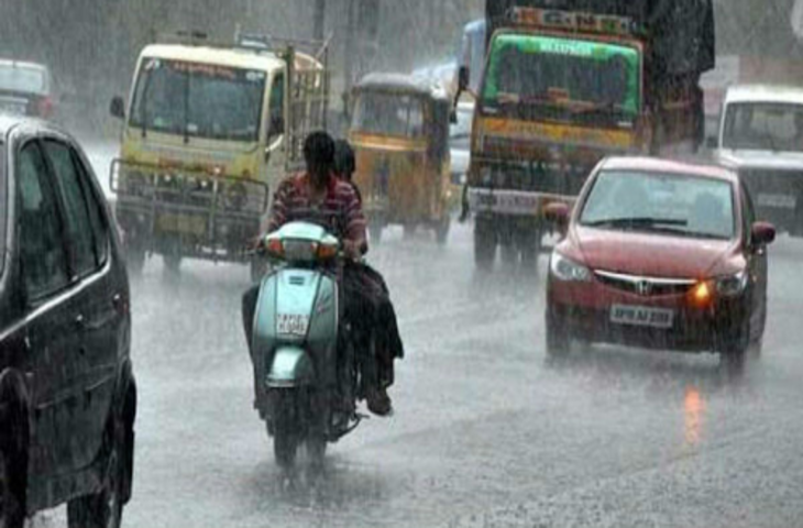 Telangana Weather Update&nbsp;तेलंगाना में भारी बारिश से सामान्य जनजीवन अस्त-व्यस्त,आईएमडी ने जारी किया अलर्ट&nbsp;