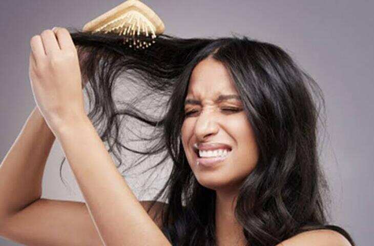 मानसून में Hair Fall से परेशान हैं तो अपनाएं जावेद हबीब के खास उपाय, बालों की बढ़ेगी मजबूती