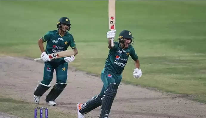 Asia Cup 2022 PAK vs AFG SIxes Nasim shah-3