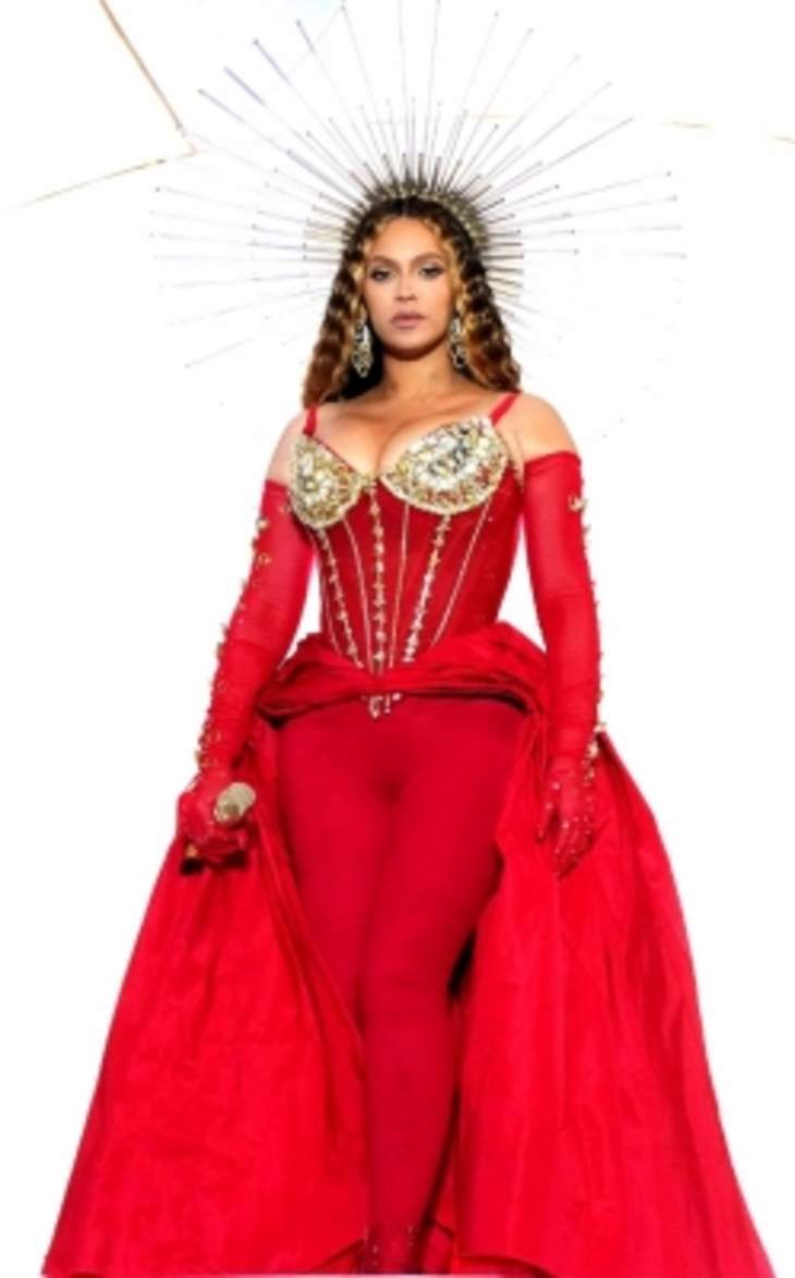 Singer Beyonce ने दुबई के निजी कार्यक्रम में 75 लाख डॉलर की ज्वैलरी पहनी !