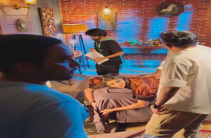 Viral Video: फिल्म शूटिंग के दौरान डायरेक्टर पर लड़की से बदसलूकी का आरोप, वीडियो वायरल