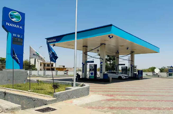 अब इन पंपों पर बढ़ा फ्यूल प्राइस पेट्रोल 7 और डीजल 25 रुपये महंगा, जानें क्यों हुई बढ़ोतरी