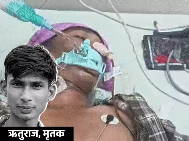 मंदसौर में 16 साल के बेटे को खोकर टूट गई मां, मोबाइल में तस्वीर देखते ही छलक पड़ते हैं आंसू