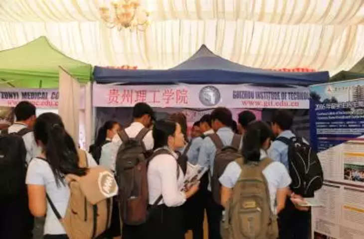 China में डेल्टा वैरिएंट के मामले बढ़ने के बाद स्कूलों को किया गया बंद
