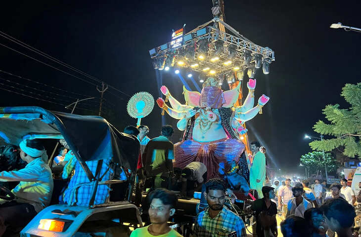 बिहारशरीफ में गूंज रहा गणपति बप्पा का जयकारा, गुफापर में 'गुफापर के राजा' के भव्य दर्शन