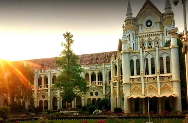 प्रमोशन में आरक्षण पर MP हाईकोर्ट का अंतरिम फैसला: 50% सीमा नहीं लांघने के निर्देश, मुख्य सचिव करेंगे निगरानी
