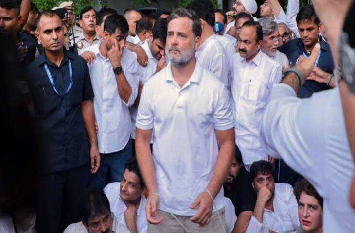 पेपर लीक विवाद पर राहुल गांधी का हमला, वीडियो में बोले- &lsquo;धर्मेंद्र प्रधान को हटना ही होगा, युवाओं से माफी मांगें पीएम मोदी&rsquo;