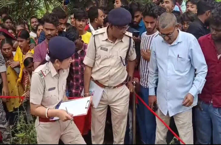 मुजफ्फरपुर में छात्रा की हत्या से सनसनी, खेत में मिला शव, पुलिस जांच में जुटी