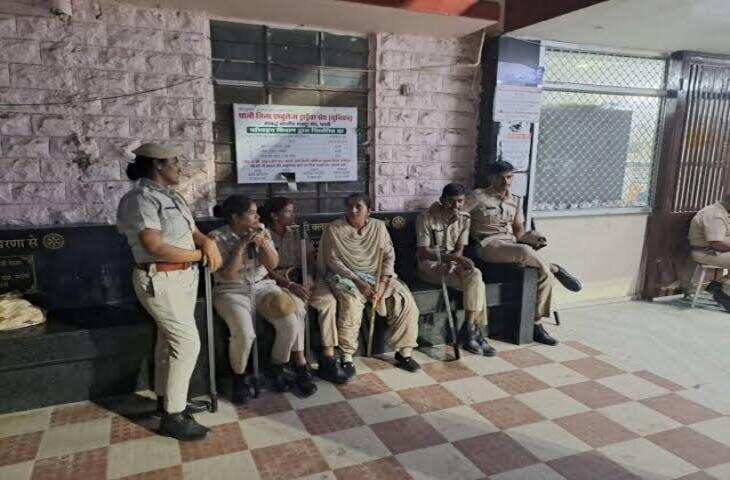 पाली में खाना नहीं होने पर विवाद, वीडियो में जाने ढाबा कर्मचारी के सिर में फेंककर मारा चाकू; लगे 5 टांके