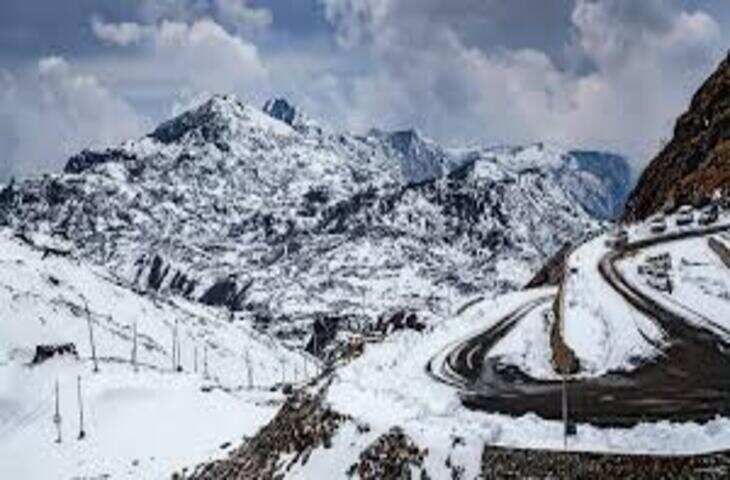 बिना परमिट भारत की इन खास जगहों पर नहीं जा सकते पर्यटक, भारतीय नागरिकों को भी मिलती है सीमित एंट्री