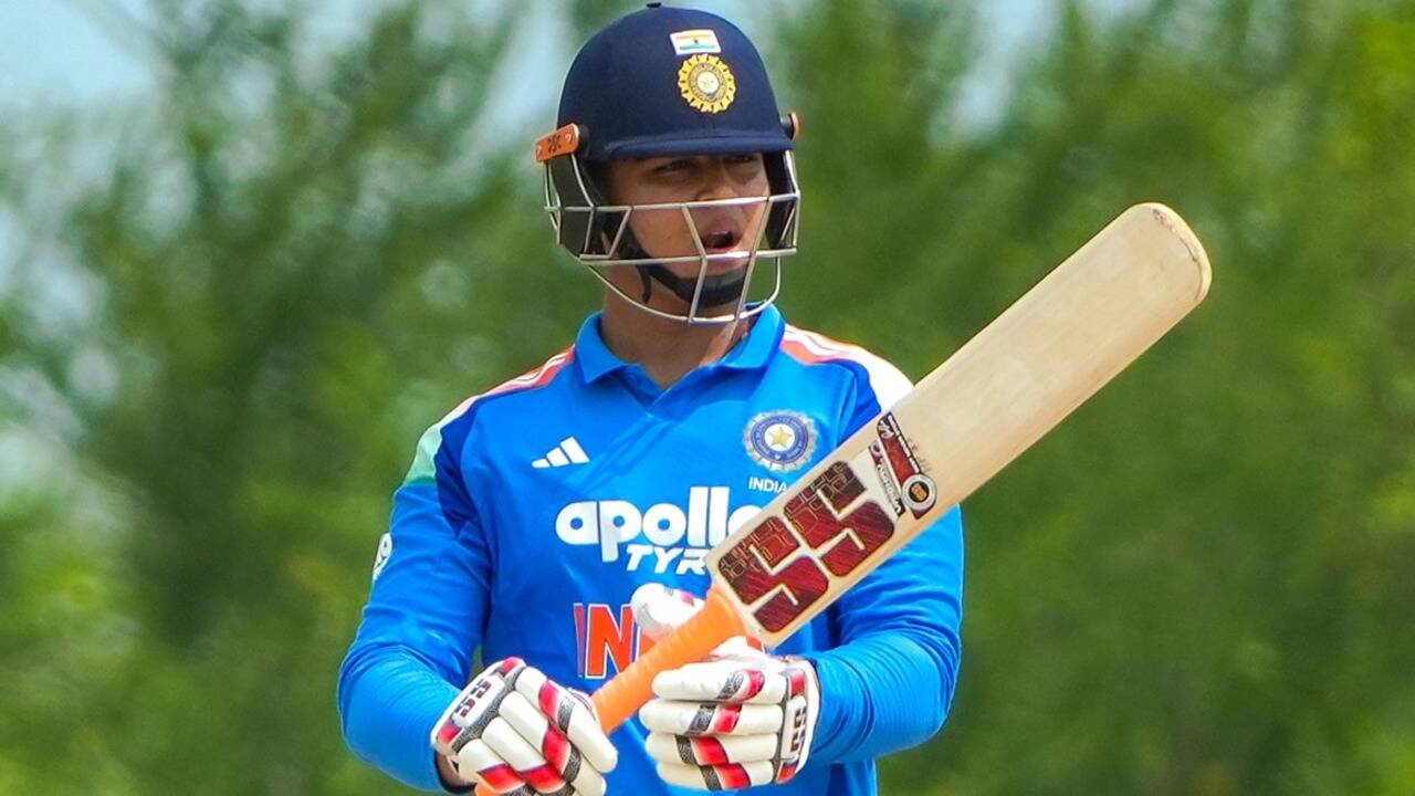15 साल के वैभव ने रचा इतिहास, ICC T20 रैंकिंग में 230 पायदान की छलांग लगाकर टॉप-50 में बनाई जगह