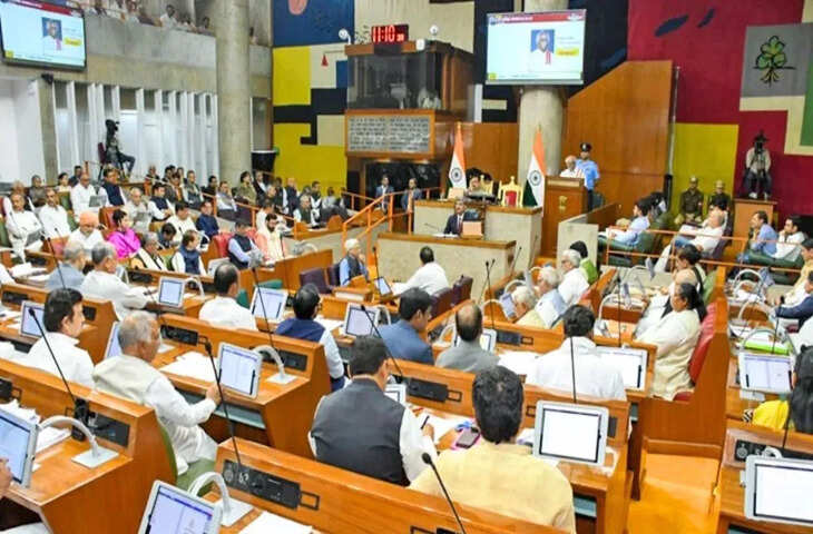 हरियाणा: विधानसभा में वंदे मातरम पर हंगामा, वेल तक पहुंचे कांग्रेस विधायक, CM सैनी ने किया पलटवार