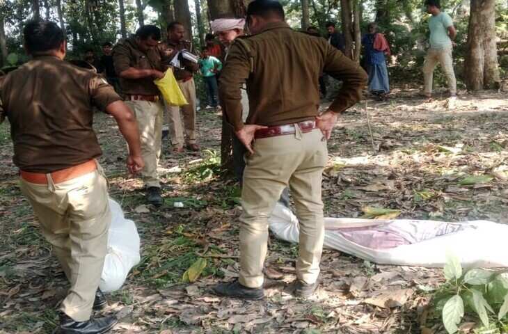 बिजनौर में पति-पत्नी के अर्धनग्न शव मिलने से सनसनी, पेड़ से लटका मिला पति तो गंगा किनारे मिली पत्नी की लाश