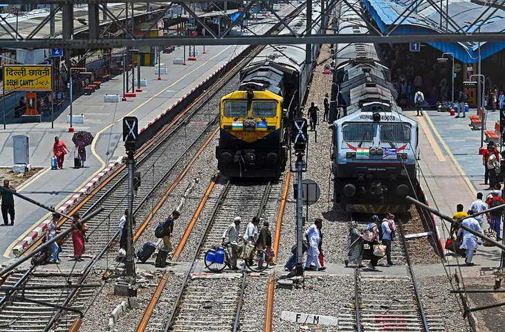 रेल यात्रियों के लिए बड़ा अलर्ट! 15 दिन तक 338 ट्रेनें रहेंगी कैंसिल, सफर से पहले चेक करें लिस्ट