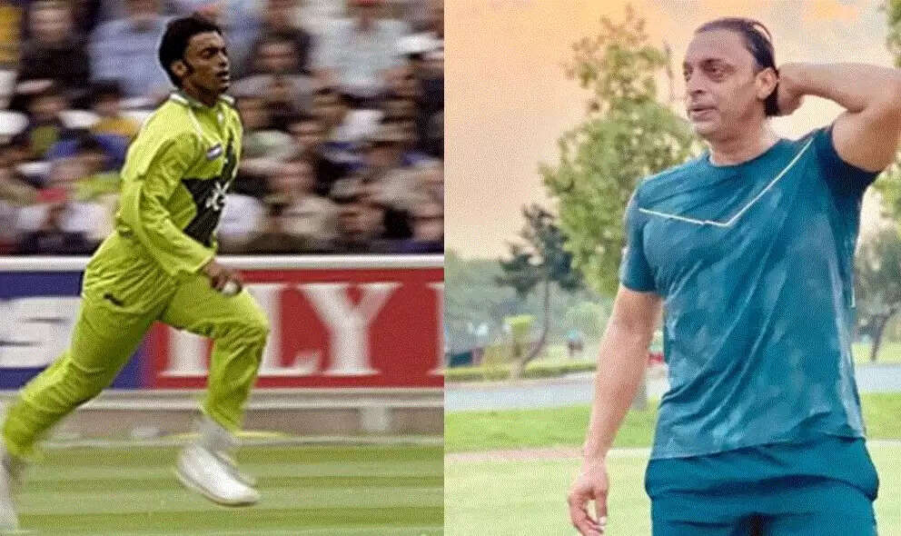 Shoaib Akhtar 11