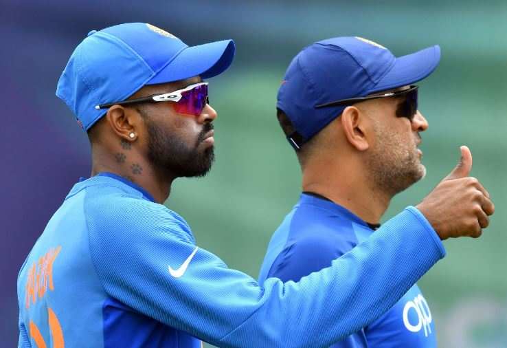 hardik-pandya-ishan-kishan---111111111122221122.JPG