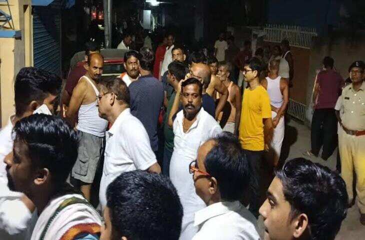 मुजफ्फरपुर में रिटायर्ड बैंककर्मी दंपती की निर्मम हत्या, बेडरूम में मिला खून से लथपथ शव; जांच में जुटी पुलिस
