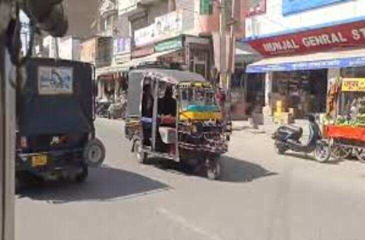 उदयपुर के ऑटो चालकों पर जल्द लागू होगा ड्रेस कोड, वीडियो में देखें ऑटो पर होगा नाम और अन्य जानकारी