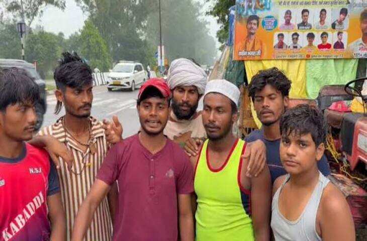 सांप्रदायिक सौहार्द की अनोखी तस्वीर! हिंदू-मुस्लिम दोस्तों ने साथ पूरी की कांवड़ यात्रा, वायरल VIDEO ने जीता लोगों का दिल