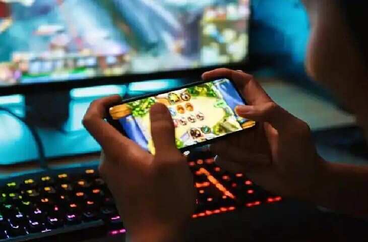 अजमेर में बेटे का फ्री फायर गेम खेलना पडा भारी, वीडियो में देखें ठग को दिए ईमेल आईडी और पासवर्ड, पिता हुए 11 लाख की ठगी का शिकार