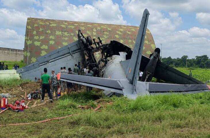 Indian Air Force AN-32 Crash: जोरहाट में बड़ा हादसा, लैंडिंग के दौरान क्रैश हुआ एयरक्राफ्ट, सामने आया वीडियो