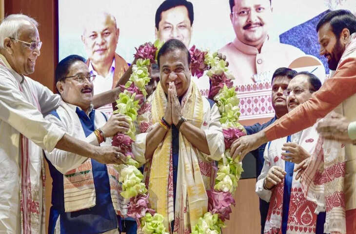 हिमंता बिस्वा सरमा ने दूसरी बार ली असम के मुख्यमंत्री पद की शपथ, भव्य समारोह में शीर्ष नेतृत्व मौजूद
