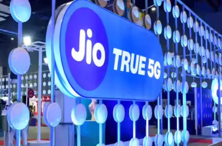 Jio New Recharge Plans: रिलायंस जियो के नए ऑफर लॉन्च, अनलिमिटेड कॉलिंग और डेटा पैक ने बढ़ाई यूजर्स की खुशी