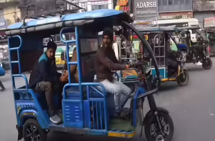 बिहार में राष्ट्रीय व राज्य राजमार्गों पर ई-रिक्शा प्रतिबंधित, 10 हजार किलोमीटर सड़कों पर नहीं चलेंगे