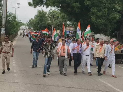 मकराना में बीजेपी ने निकाली तिरंगा रैली, घर-प्रतिष्ठानों पर ध्वज फहराने की अपील