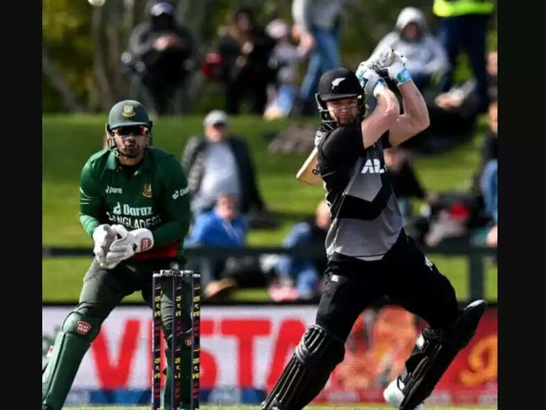 Glenn Phillips, NZ vs BAN T20I-1-1-114551333312333111.JPG