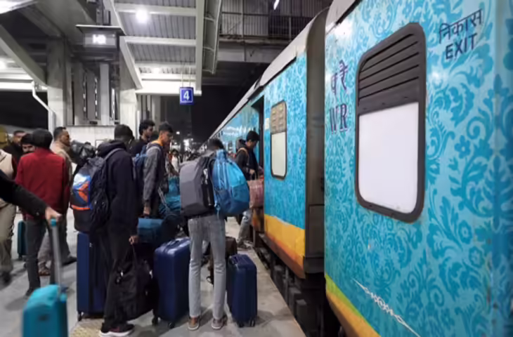 रेल यात्रियों को झटका: एक साल में दूसरी बार बढ़ा किराया, 26 दिसंबर से इन ट्रेनों पर लागू होगा नियम&nbsp;