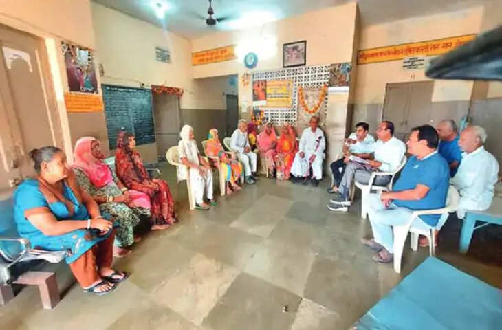 ब्यावर में 5 व्यापारियों की अनूठी पहल, 400 बुजुर्गों का बना सहारा; 26 साल में कभी बाजार नहीं पहुंची चंदे की रसीद