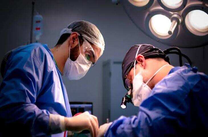 इलाज से लेकर प्रशासन तक! जब इन 5 डॉक्टरों ने MBBS की डिग्री के साथ क्रैक कर दी देश की सबसे कठिन परीक्षा