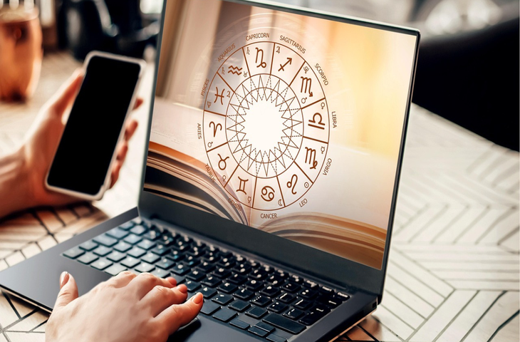 Aaj Ka Rashifal 2 December 2025: मिलेगी किस्मत की हरी झंडी या आएंगी चुनौतियां? यहाँ आधे सभी 12 राशियों का दैनिक भविष्यफल&nbsp;