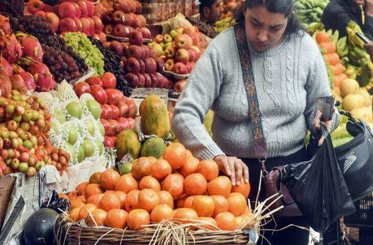 Inflation Rate July 2026: महंगाई ने फिर बढ़ाई रफ्तार, जुलाई में 4.45% पहुंची खुदरा महंगाई; जानें क्यों बढ़ी टेंशन​​​​​​​